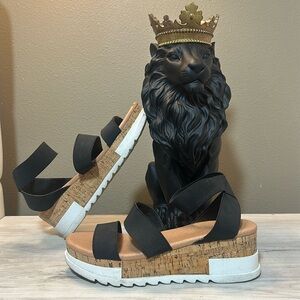 Top Moda platform stretchy strap sandal. Size 7.